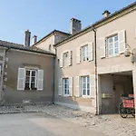Chateau De Penzion 3*