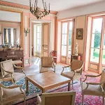 Chateau De Πανσιόν 3*