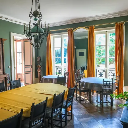 Chateau De 3*