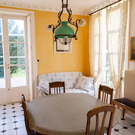 Penzion Chateau De Choloy