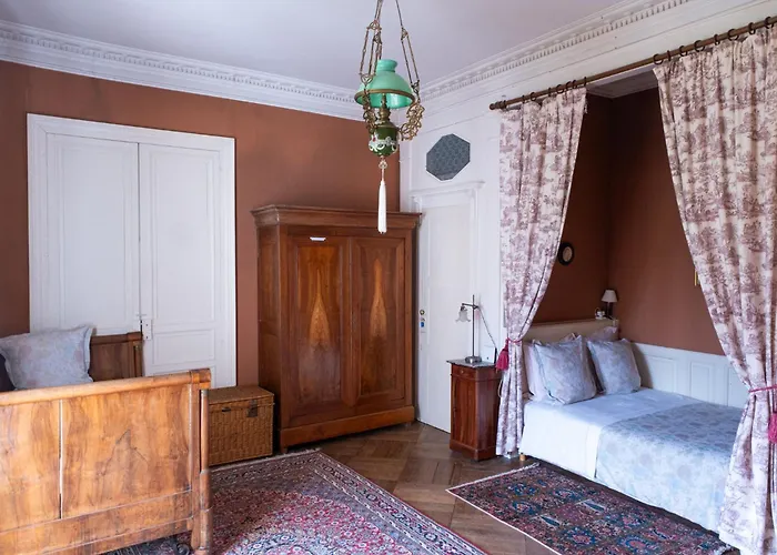 Chateau De 3* Choloy